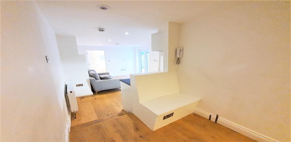 			1 Bedroom, 1 bath, 1 reception Ground Floor Flat			 Agamemnon Road, WEST HAMPSTEAD